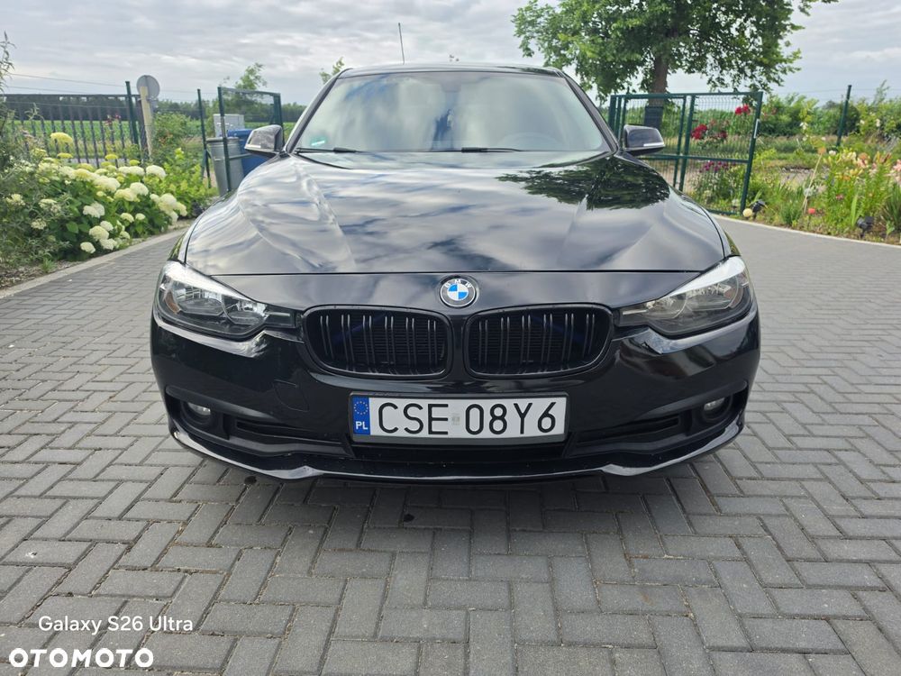 BMW Seria 3 318d - 1