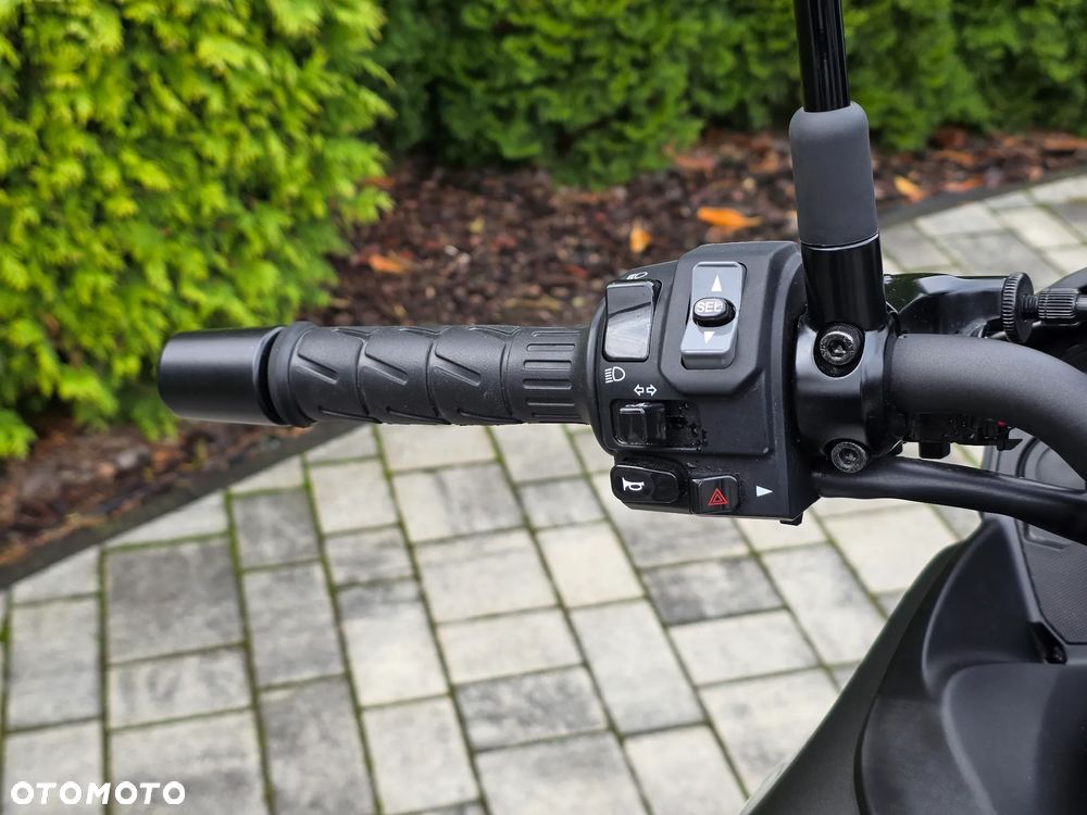 Kawasaki Versys 650 - 19