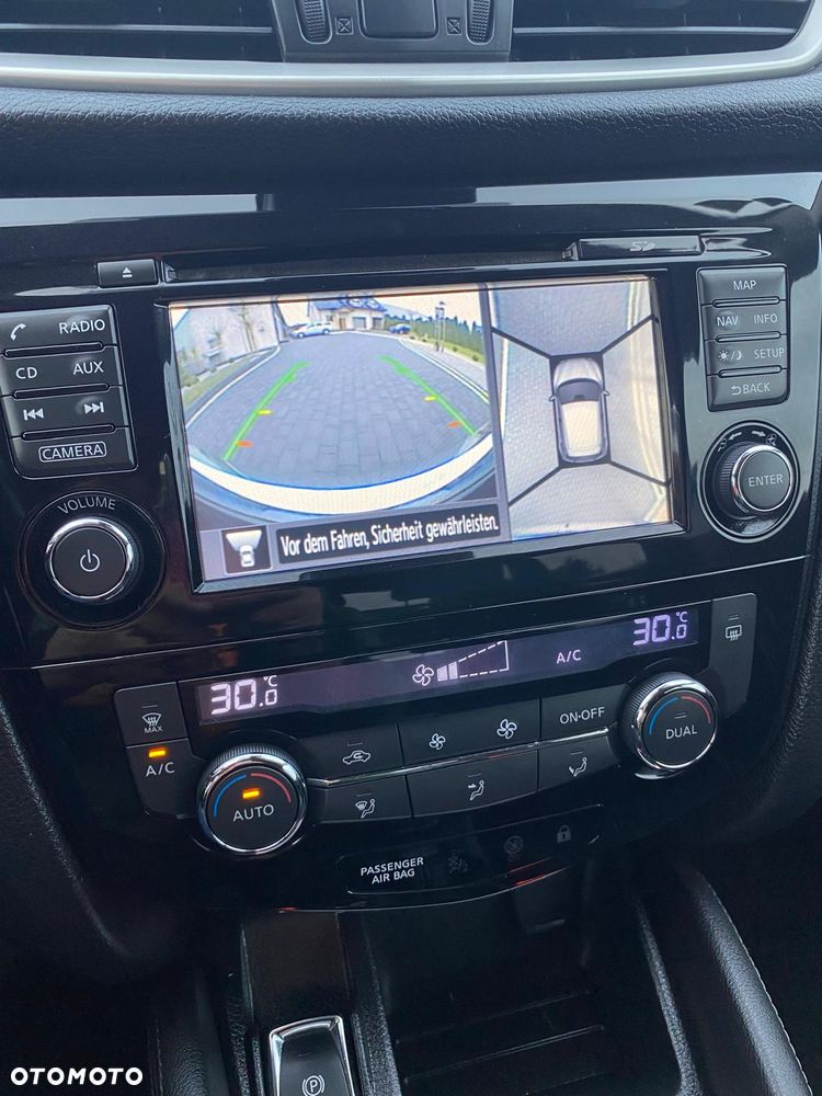 Nissan Qashqai 1.6 DIG-T N-Connecta - 25