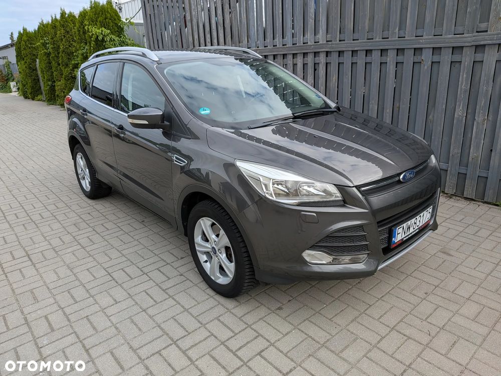 Ford Kuga - 1