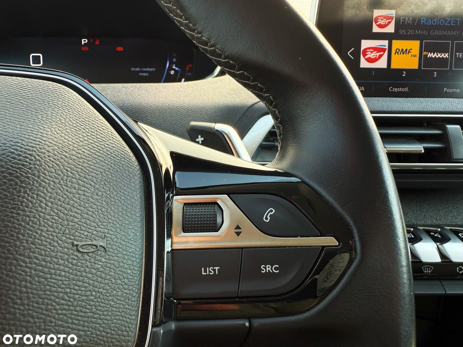 Peugeot 3008 1.2 PureTech GPF Allure S&S EAT8 - 20