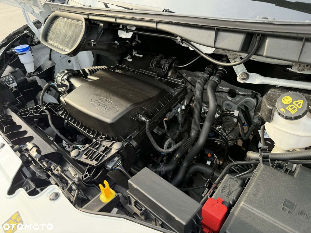 Ford Transit - 12