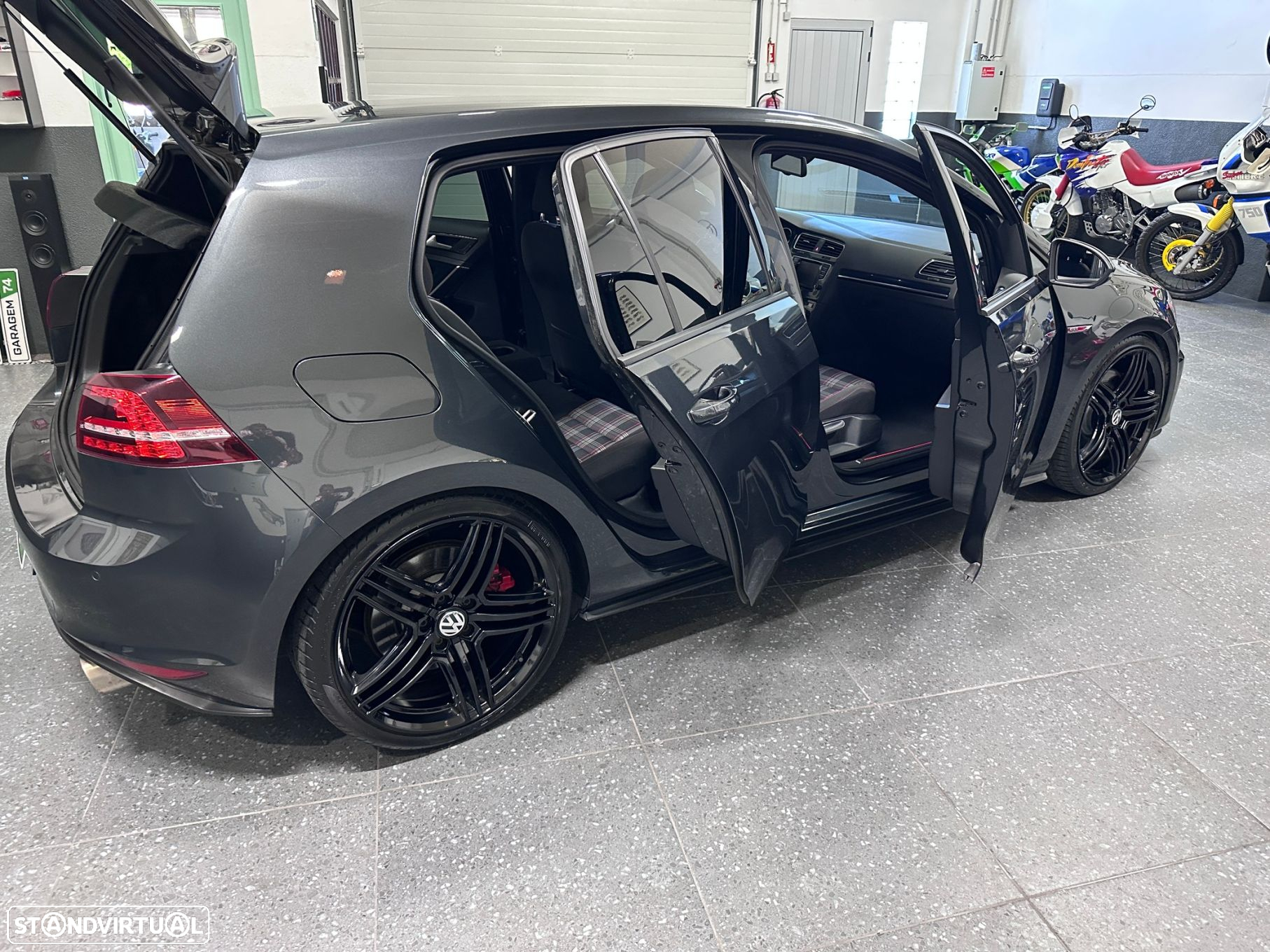 VW Golf 2.0 TSi GTi Performance - 8
