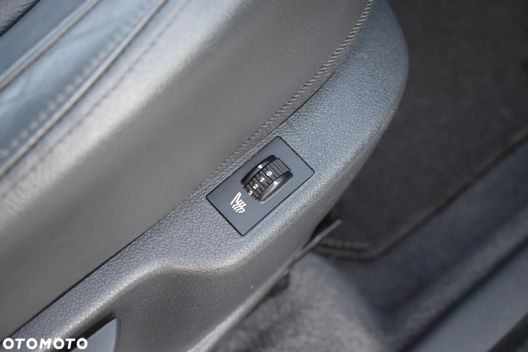 Peugeot 3008 1.6 HDi Premium - 25