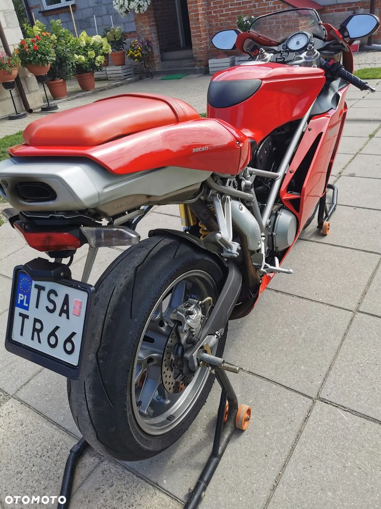 Ducati 749 - 6