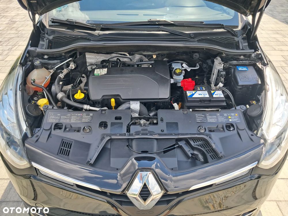 Renault Clio 1.2 16V 75 Business - 21