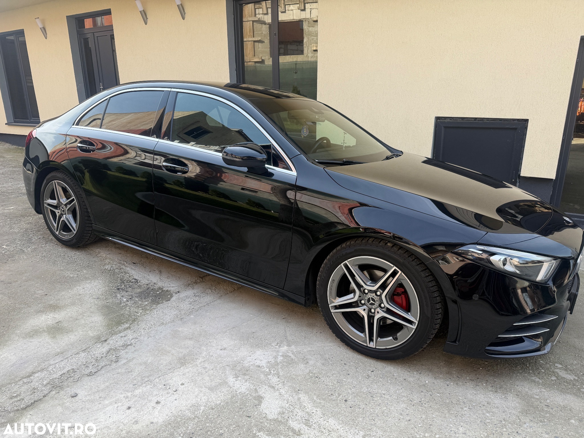Mercedes-Benz A - 18