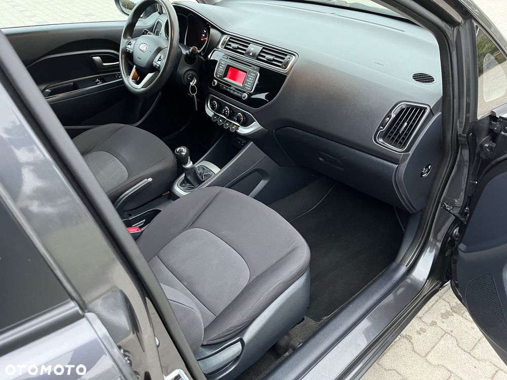 Kia Rio 1.2 Attract - 9