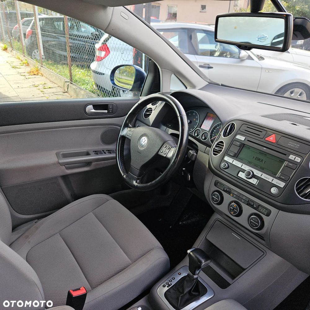 Volkswagen Golf Plus - 16