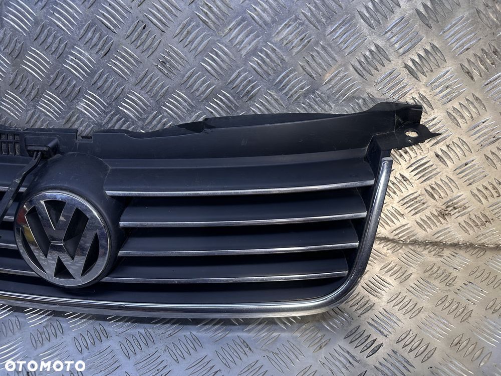 Atrapa Chłodnicy Gril Volkswagen Passat B5 Lift - 3