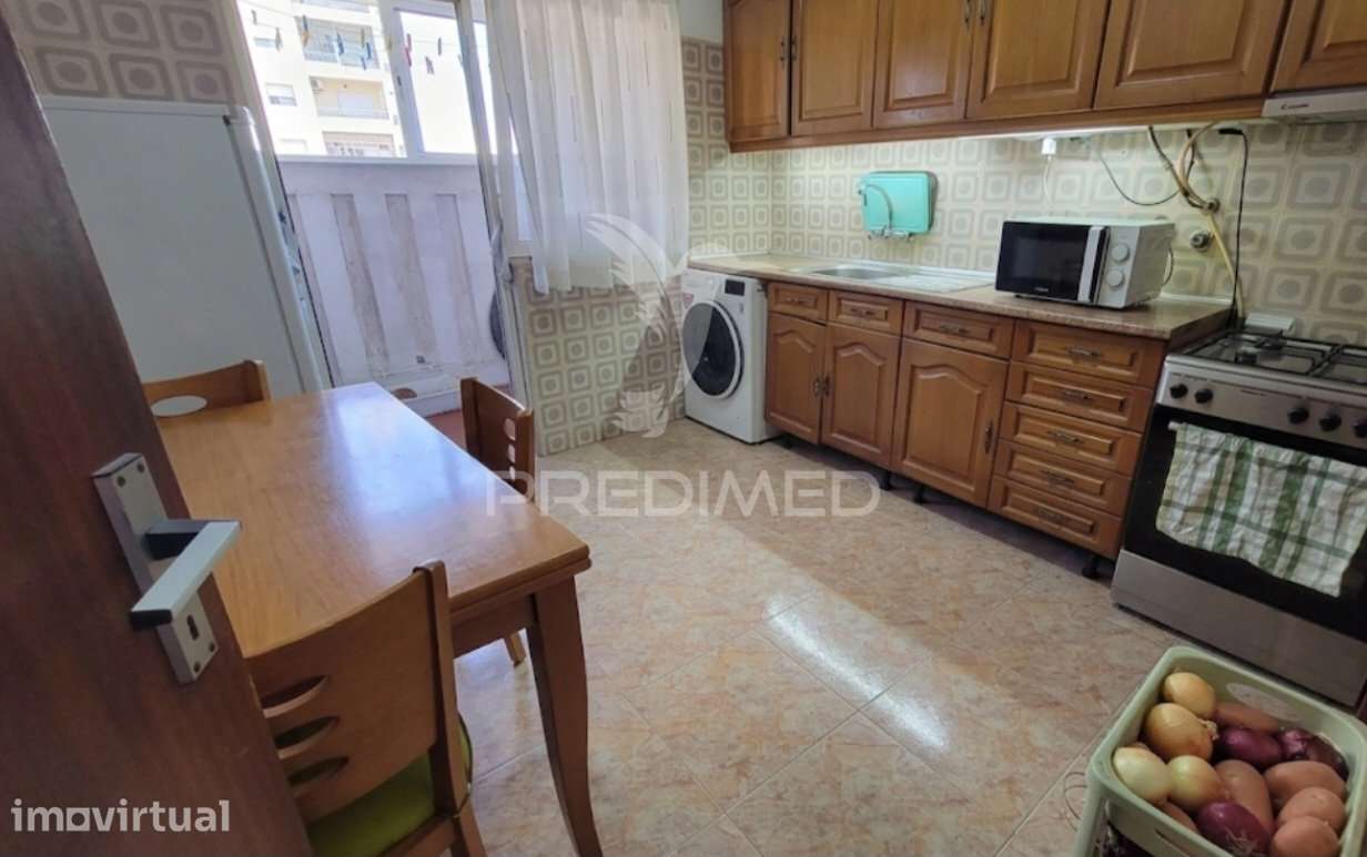 Oportunidade apartamento T2 Cidade sol - Grande imagem: 2/9