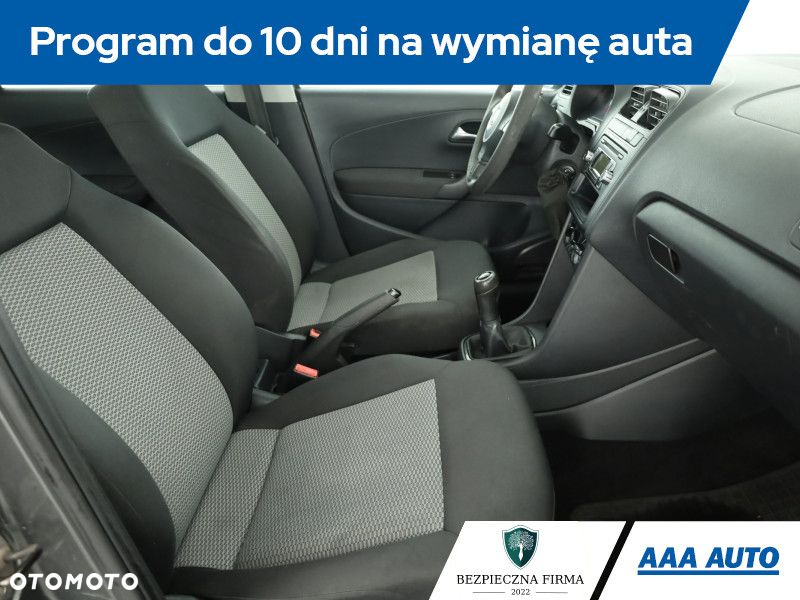 Volkswagen Polo - 8