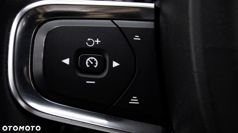 Volvo XC 40 T5 Plug-In Hybrid Core - 21