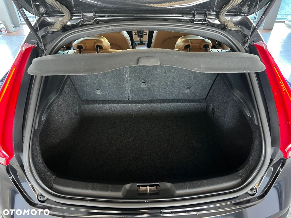 Volvo V40 Cross Country D3 Drive-E Summum - 14