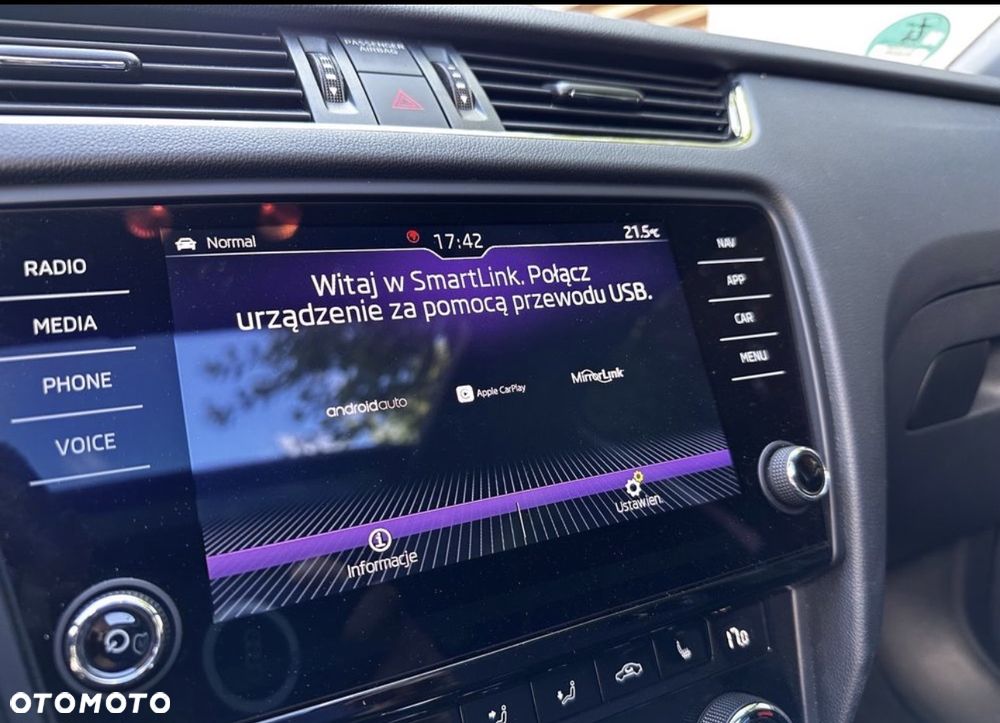 Skoda Octavia 2.0 TSI RS Challenge 245 DSG - 23