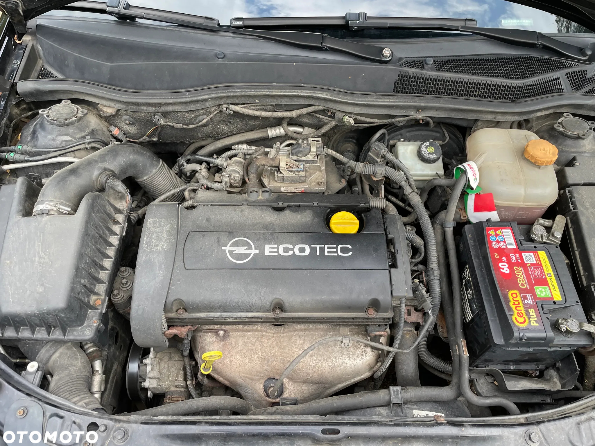 Opel Astra GTC 1.6 - 11