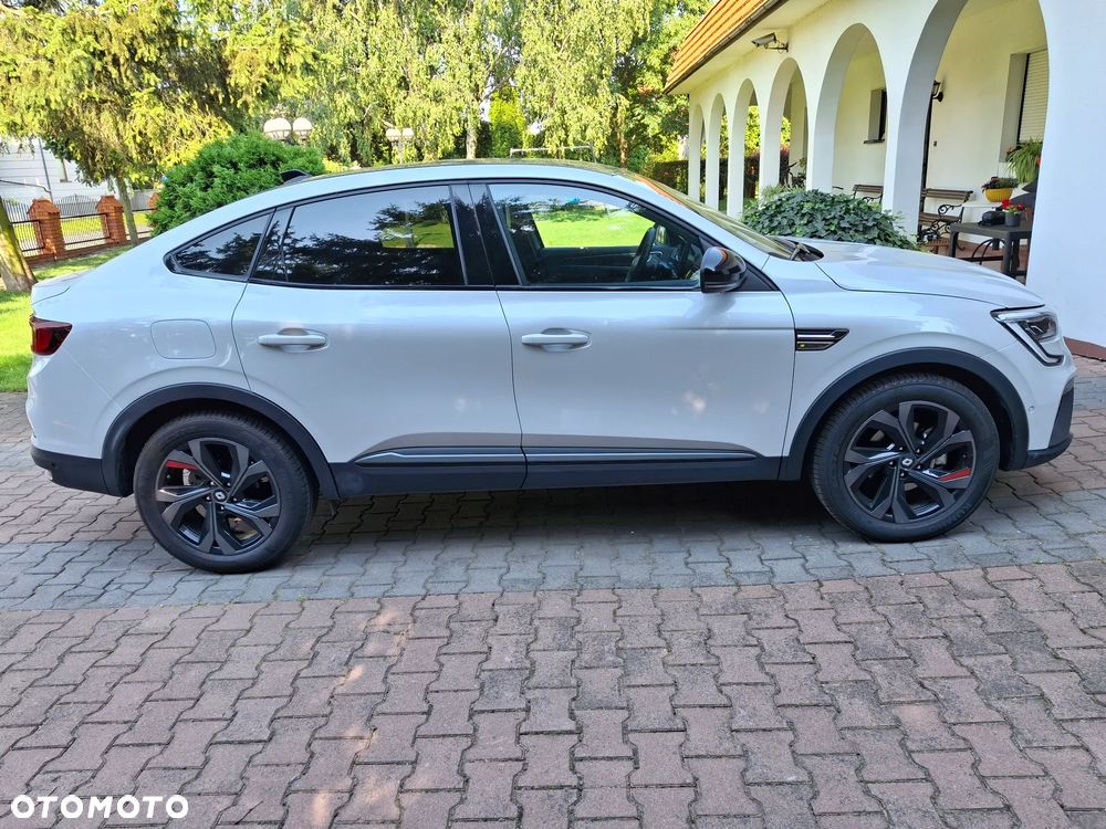 Renault Arkana 1.6 E-TECH R.S Line MMT - 4