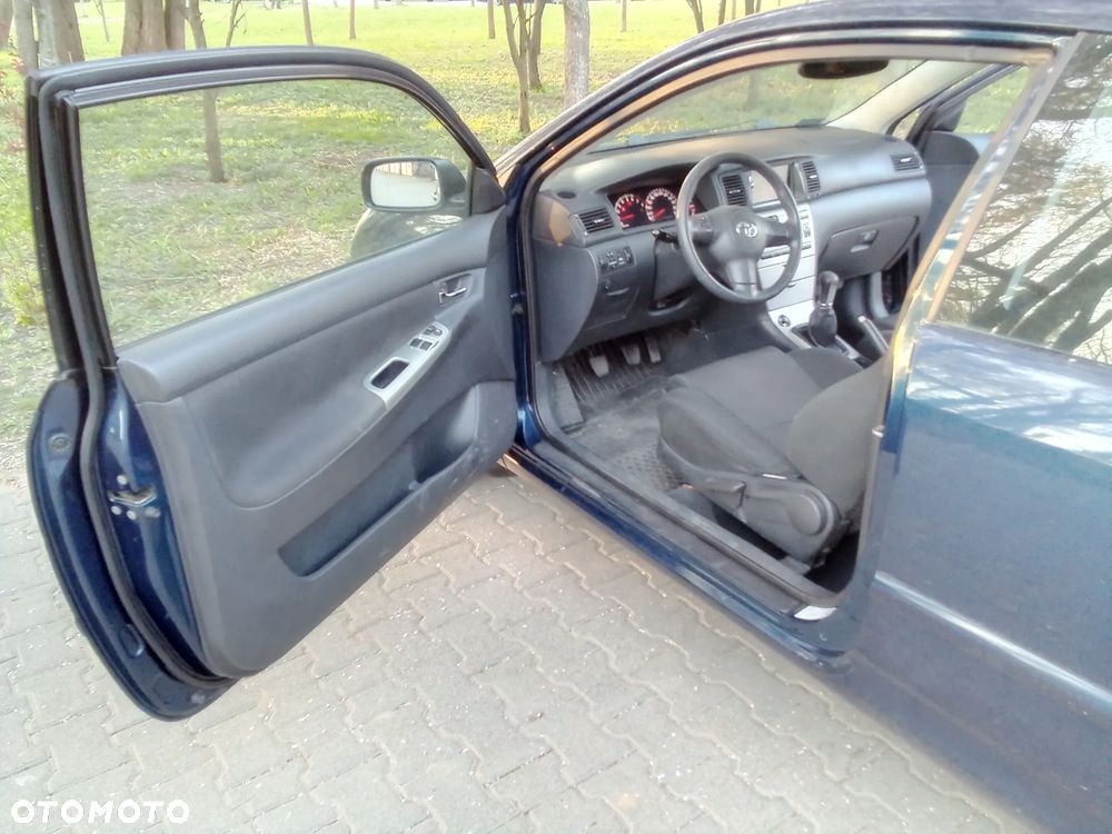 Toyota Corolla 1.6 VVT-i Edition - 17