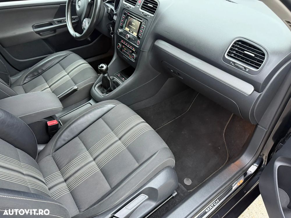 Volkswagen Golf 1.6 TDI DPF BlueMotion Technology MATCH - 31