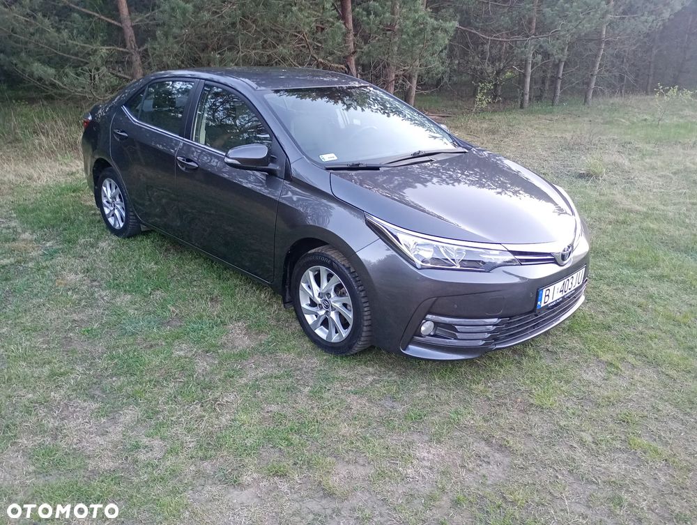Toyota Corolla 1.6 Prestige MS EU6 - 3
