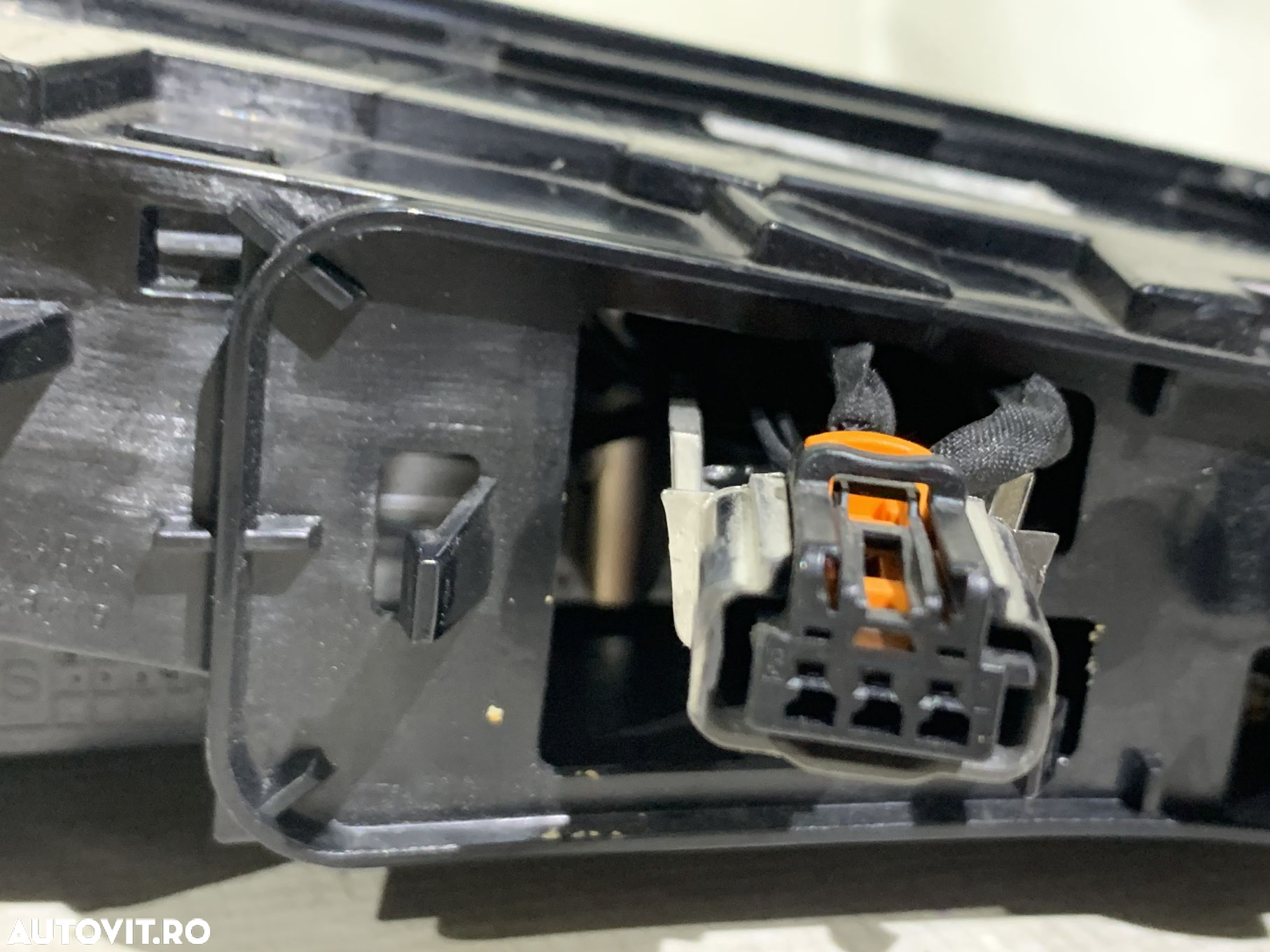 Stop dreapta spate pe hayon, Peugeot 308, 2021, 2022, 2023, 2024, cod origine OE 9835300580. - 4