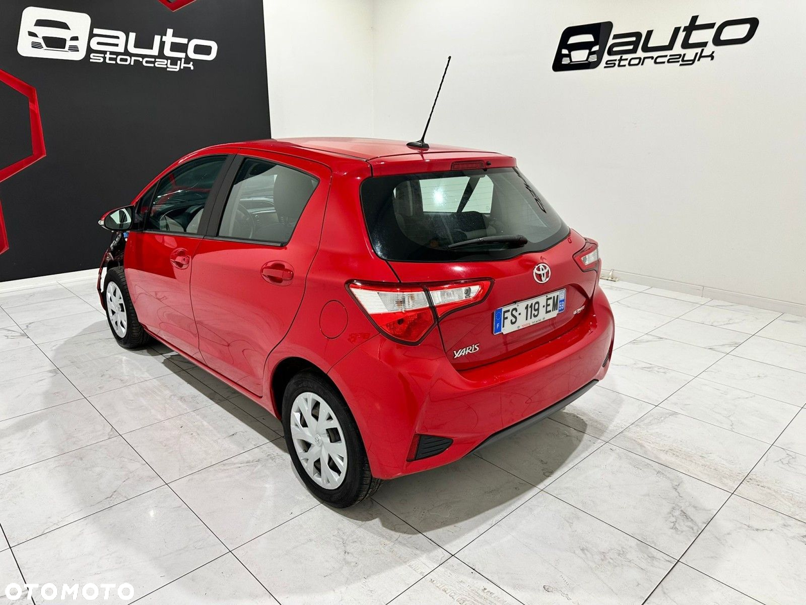 Toyota Yaris - 8