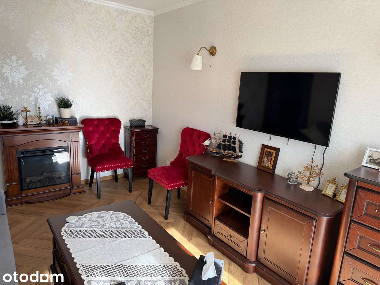 Mieszkanie z balkonem w kamienicy, 50 m²