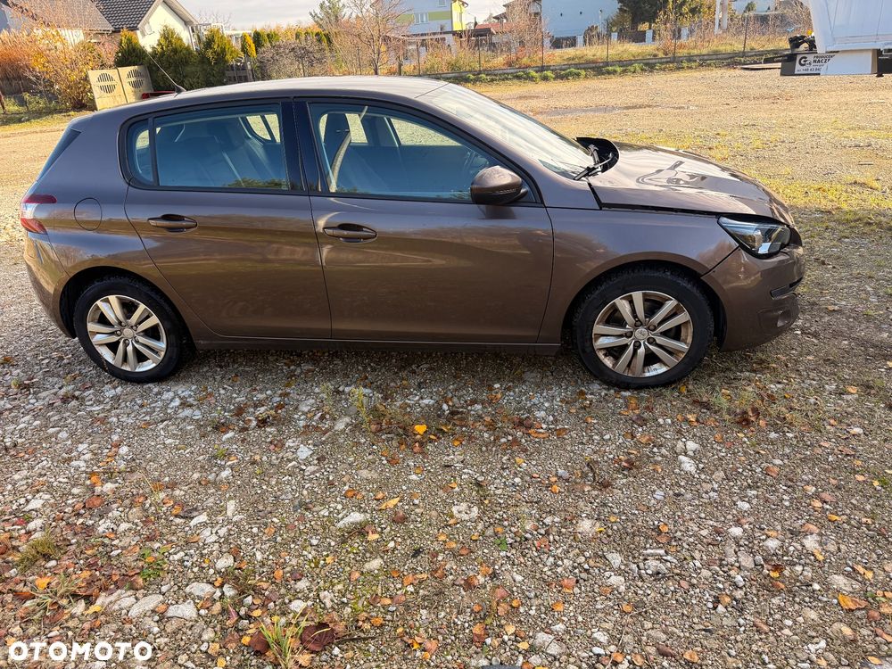 Peugeot 308 1.2 PureTech Allure S&S - 4