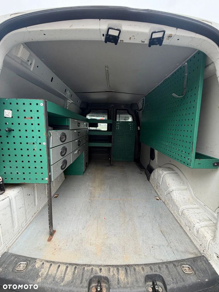 Volkswagen Caddy Long Maxi - 9