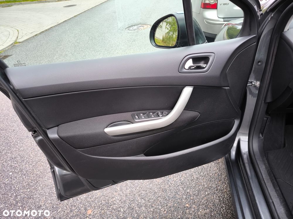 Peugeot 308 1.6 e-HDi Active STT - 11
