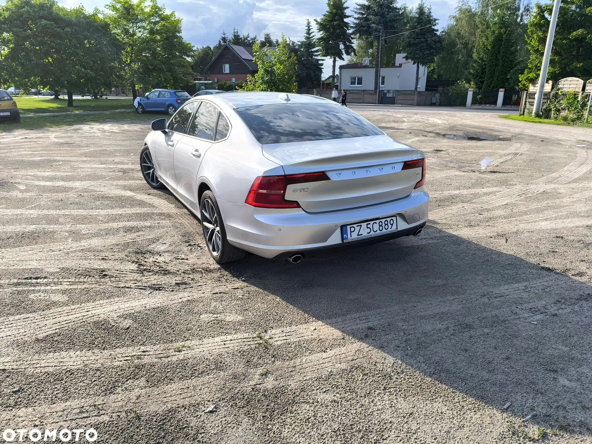 Volvo S90 T5 Momentum - 2