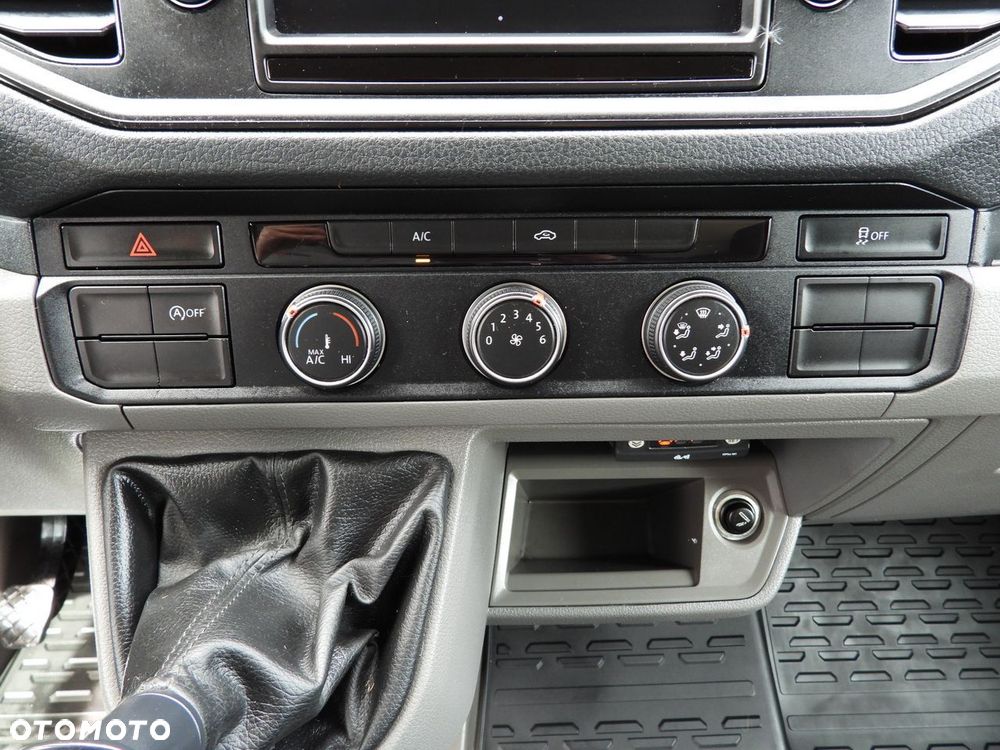 Volkswagen CRAFTER CHŁODNIA KONTENER -5*C 8 PALET BLIŹNIACZE KOŁA KLIMATYZACJA  180KM - 36