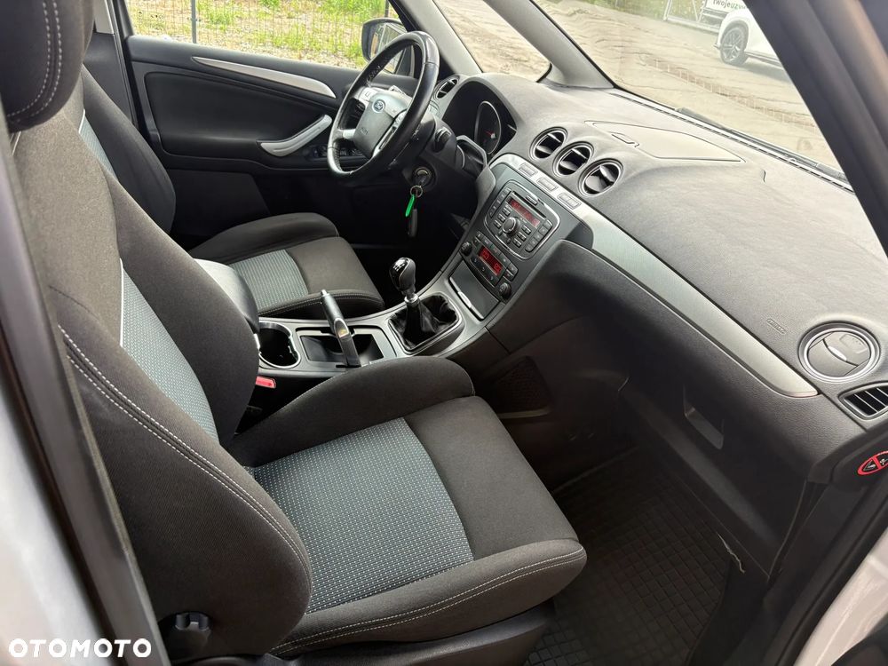 Ford S-Max 2.0 TDCi DPF Titanium - 23