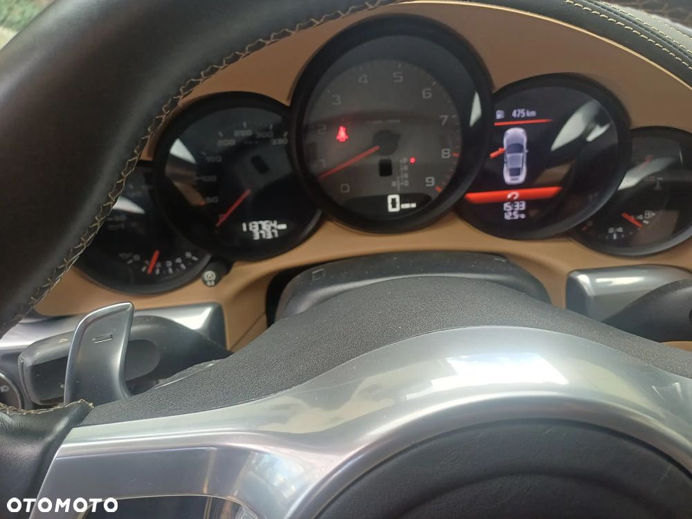 Porsche 911 Carrera 4S PDK - 3