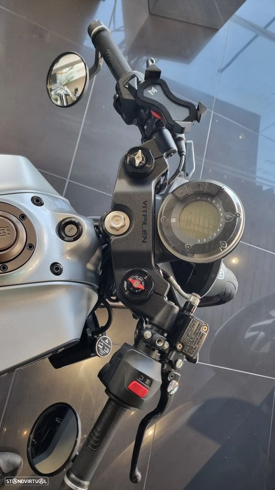 Husqvarna Vitpilen 401 - 9