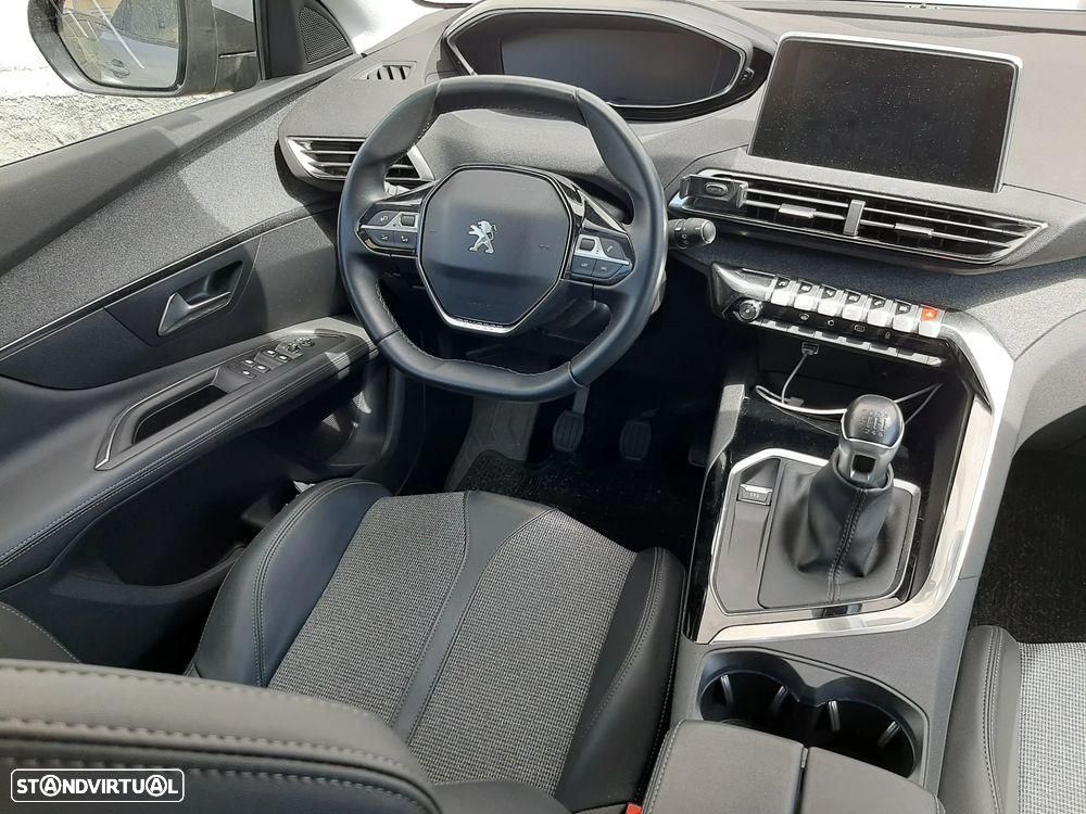 Peugeot 3008 PureTech 130 Stop & Start Allure - 17