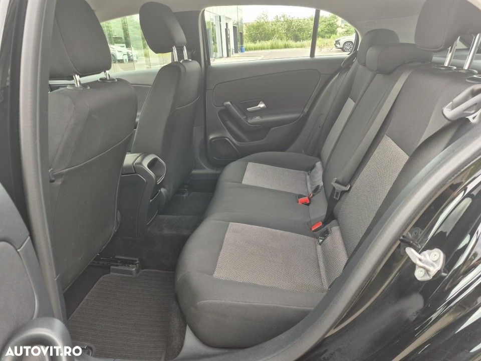 Mercedes-Benz A 180 - 10