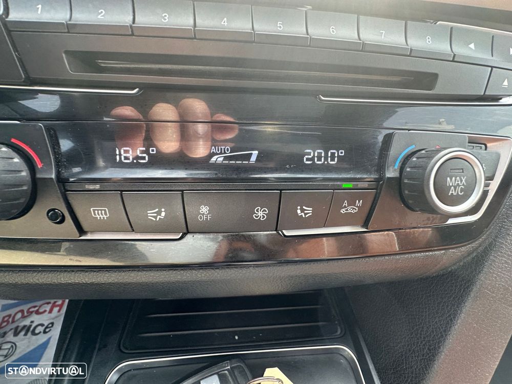 BMW 320 d Line Luxury Auto - 25