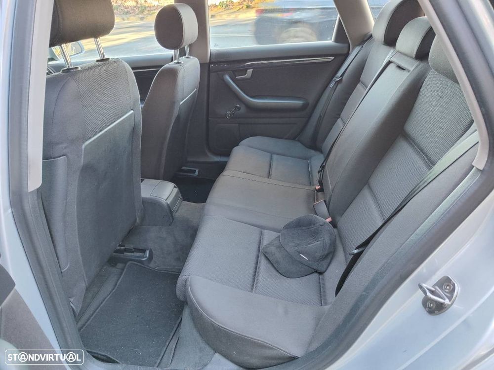 Audi A4 Avant 1.9 TDI m5 - 10