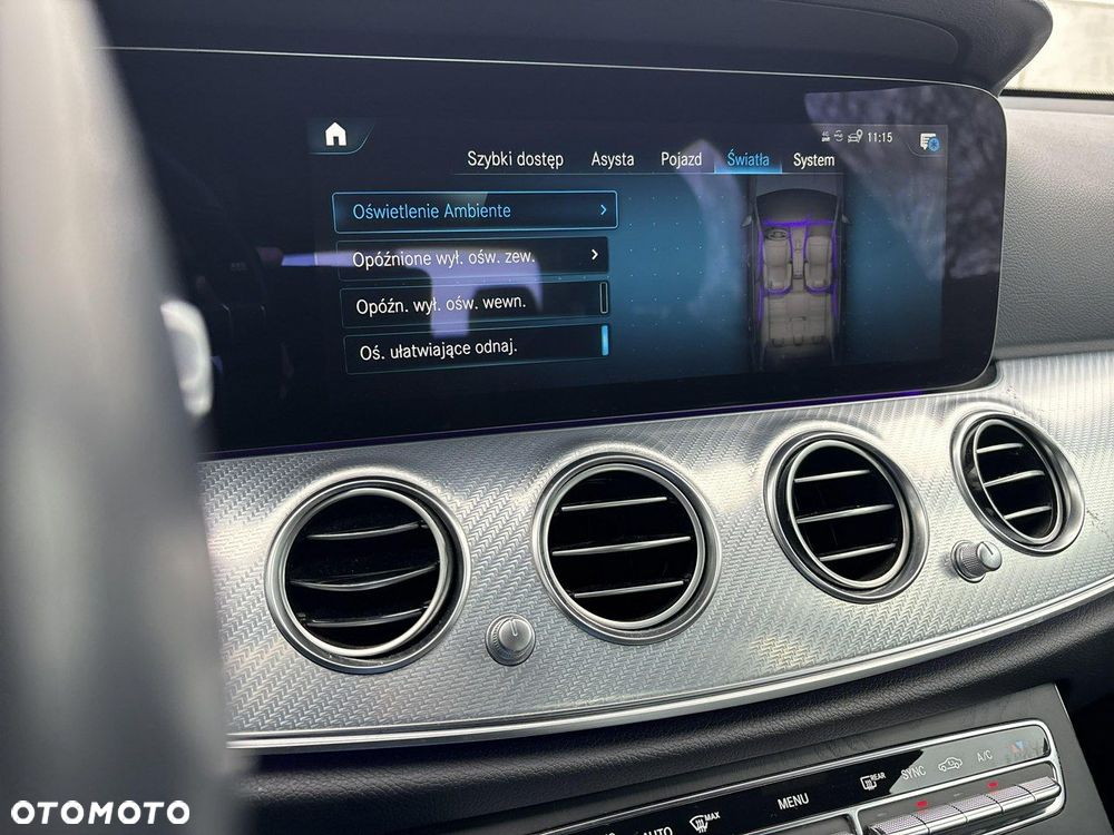 Mercedes-Benz Klasa E - 24