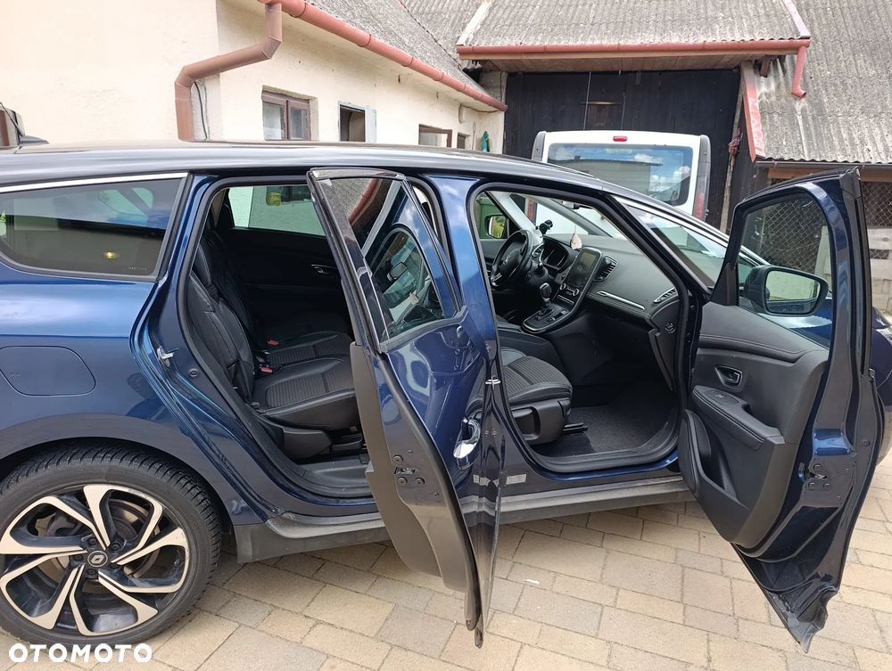 Renault Grand Scenic - 6