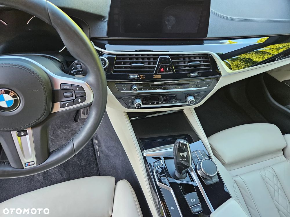 BMW Seria 5 530d M Sport sport - 19