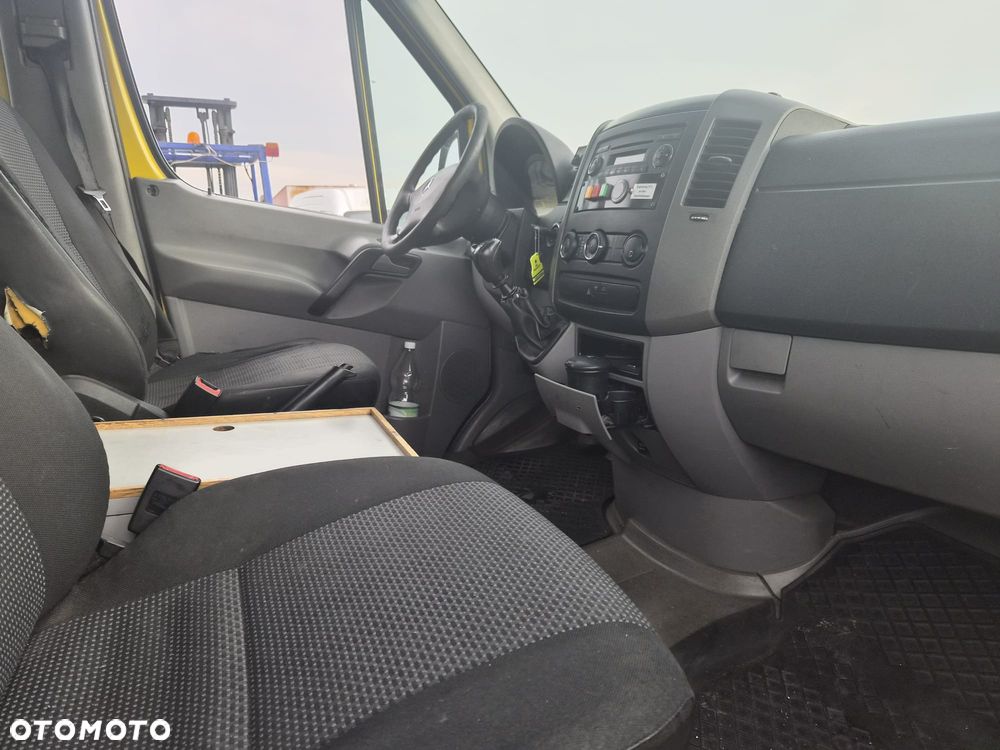 Mercedes-Benz Sprinter - 6