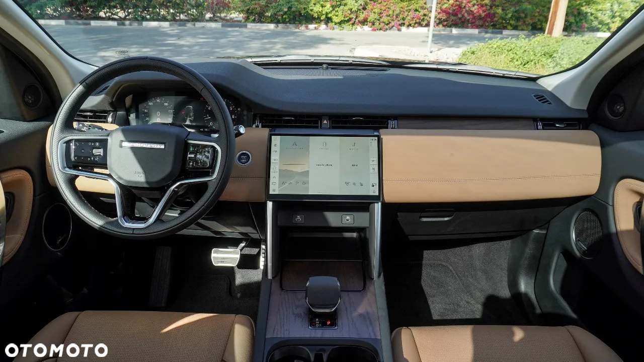 Land Rover Discovery Sport P250 Dynamic HSE - 18
