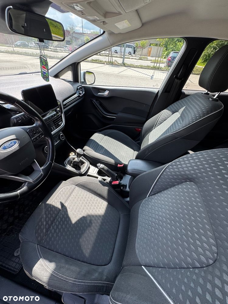 Ford Fiesta - 17