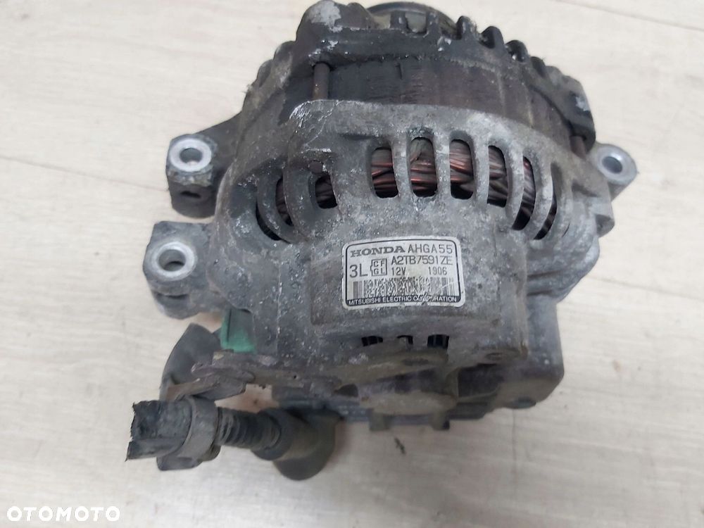 Honda CR-V II RD Alternator 2,0 vtec benzyna A2TB7591ZE - 2