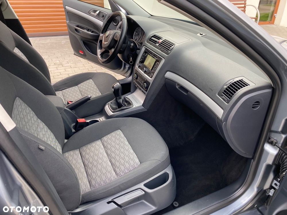 Skoda Octavia 1.6 TDI Ambiente - 8