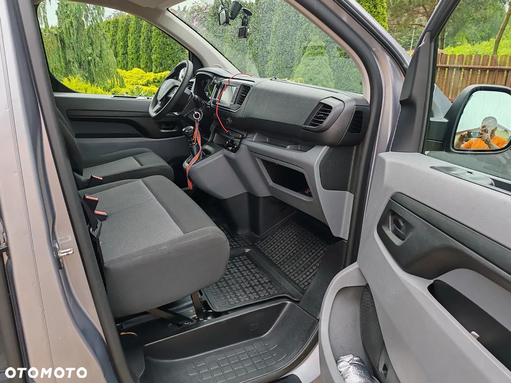 Peugeot Traveller L2 1.5 BlueHDi Business - 23