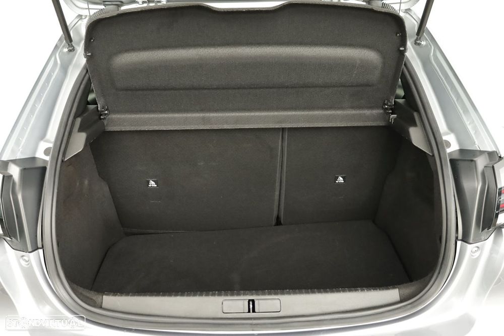 Peugeot 208 1.2 PureTech Allure - 24