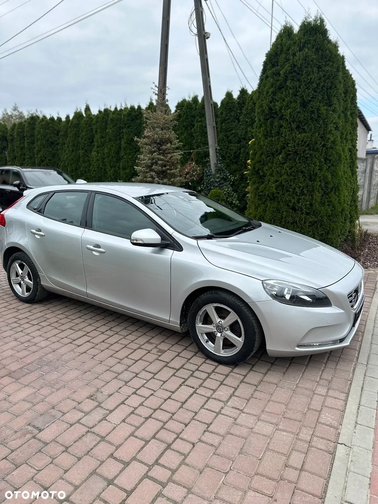 Volvo V40 - 12